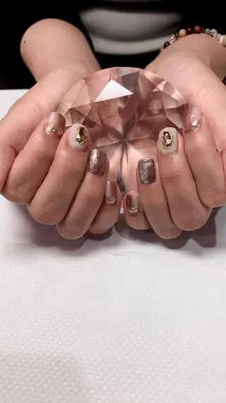 ネイル Guarendo(ガレンドゥ)錦糸町店所属・Gurando 錦糸町店のネイルデザイン