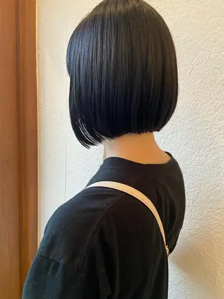 ショート カラー 入江 志穂のヘアスタイル