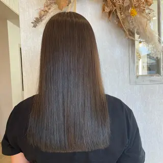 ロング 上田 早恵のヘアスタイル