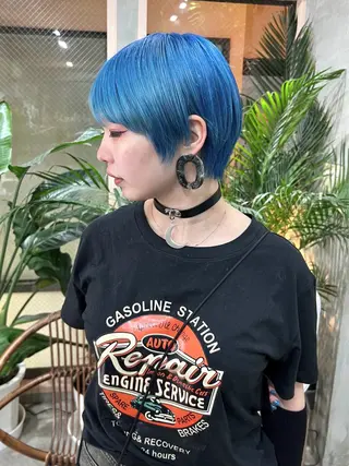 ショート カラー U-fuショート 伊藤拓海のヘアスタイル