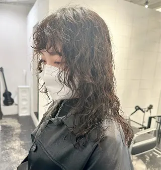 セミロング パーマ 🎀ミカ/レイヤー/ 韓国巻き/原宿🎀のヘアスタイル