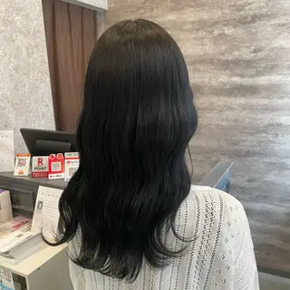 ロング 牧野 夏子のヘアスタイル