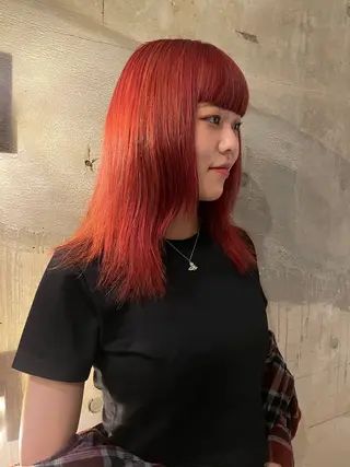 カラー luxe所属・luxe表参道 Aoiのヘアスタイル