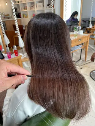 セミロング カラー eins.hair所属・過去一の柔髪ヘア 🌿einshairのヘアスタイル