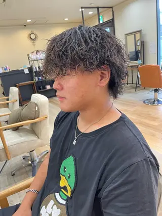 メンズ 亀川蓮 Agu hairのヘアスタイル