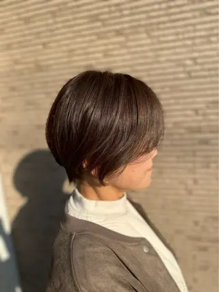 ショート カラー AFLOAT satomiのヘアスタイル