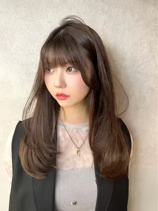 ミディアム カラー MOMOHA/ 🍑レイヤーカットのヘアスタイル