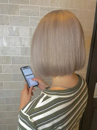 ショート ブリーチ毛矯正.髪質 改善.髪にドラマをのヘアスタイル