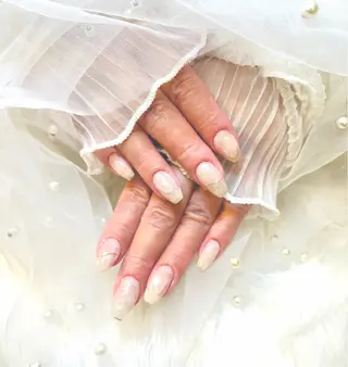 ネイル エミラボーテ 心斎橋店所属・ODA HIMARIのネイルデザイン