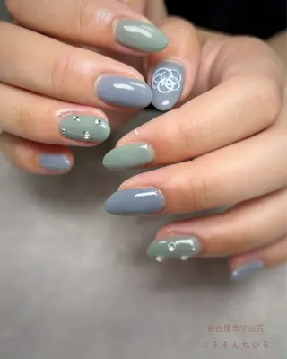 ネイル ころろんネイル nazuのネイルデザイン