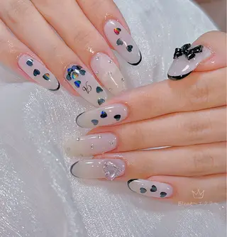 ネイル ネイルサロンエクラ 🫧Shizukaのネイルデザイン