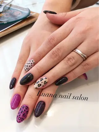 ネイル Loa　salon所属・小南 奈々美のネイルデザイン