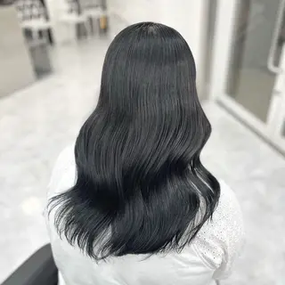 ロング カラー 韓国風暗髪🐈‍⬛ KOUMI🪽のヘアスタイル