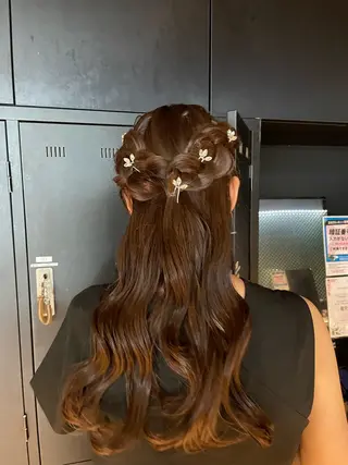 ヘアアレンジ 艶カラー/アレンジ/ はまぐちうみのヘアスタイル