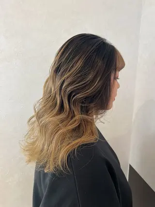 カラー nehus nagaoka所属・🖤複雑履歴ブリーチ Mizuki 🖤のヘアスタイル