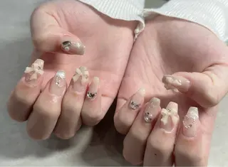 ネイル LAVISH nanamiのネイルデザイン