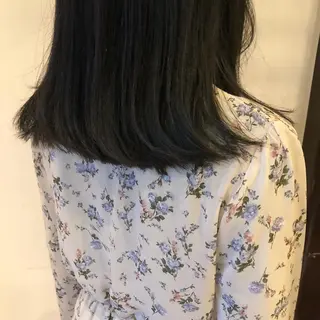 ミディアム カラー 吉川 愛美李のヘアスタイル