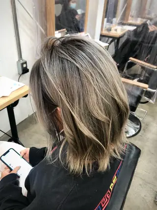 ミディアム カラー ヘアアレンジ CARAT堺東 Aujua認定サロンのヘアスタイル