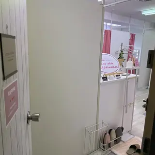 ecxia white 高田馬場所属・セルフホワイトニング エクシア 高田馬場のその他イメージ