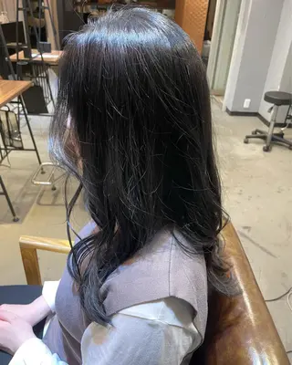 ロング カラー Levi所属・梶山 真緒のヘアスタイル