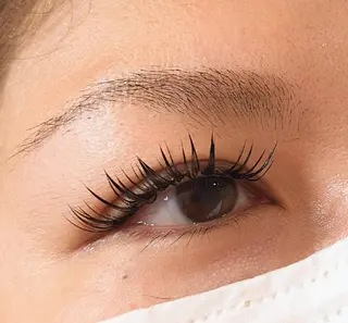 マツエク・マツパ Loy所属・Loy　原田千春  のヘアスタイル