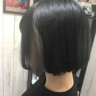 ショート カラー embrace エンブレイスのヘアスタイル