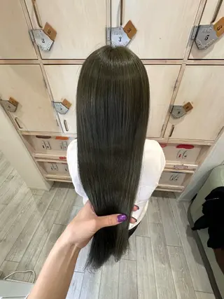 ロング elf 麻由奈のヘアスタイル