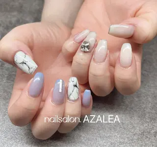 ネイル R inのネイルデザイン