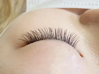 マツエク・マツパ LashOne四条店所属・LashOne四条店 大野栞のマツエク・マツパデザイン