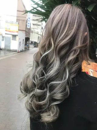 ロング カラー 玉木 育実のヘアスタイル