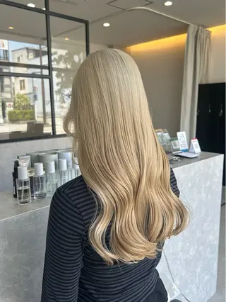 ロング 荒谷 薫のヘアスタイル