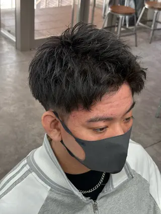 ショート カラー パーマ メンズ メンズパーマ特化 🔥韓国ヘア職人🔥のヘアスタイル