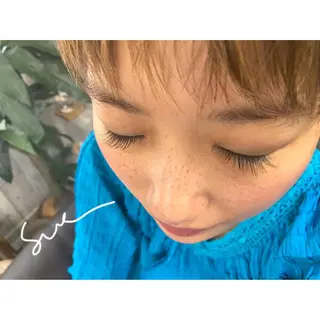 マツエク・マツパ Sue eyelash&eyebrow所属・Shigeno Hikaruのマツエク・マツパデザイン