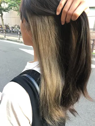 ロング カラー 國次 夕貴のヘアスタイル