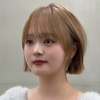 ミディアム カラー 顔周り/レイヤー/ 透明感/みっきーのヘアスタイル