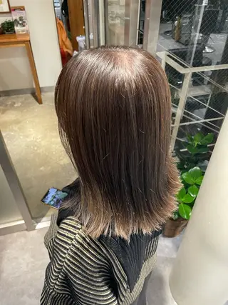 カラー tricot TOKYO AVEDA所属・高橋 亘輝のヘアスタイル