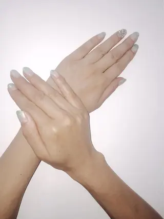 ロング ヘアアレンジ 毛穴改善/脱毛 ネイル 川上久仁子のエステ・リラクイメージ