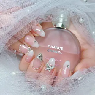 ネイル Amour 🎀のネイルデザイン