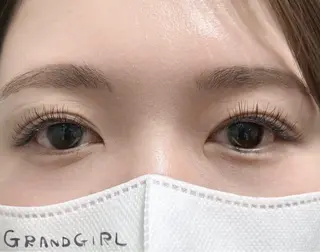 マツエク・マツパ GRANDGIRL所属・ヨシダ セリナのマツエク・マツパデザイン