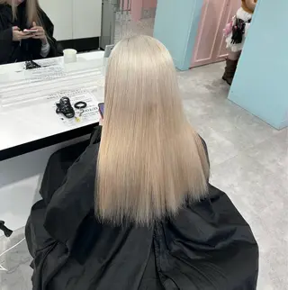 ロング カラー エフェクトブリーチ／ レイヤーカット／翔のヘアスタイル