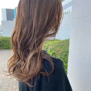 ロング 佐藤 彩香のヘアスタイル