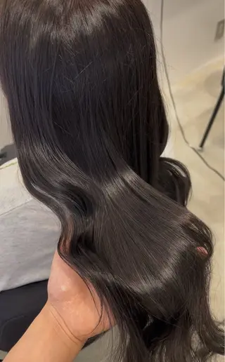 ロング 羽鳥 菜々子のヘアスタイル