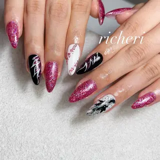 ミディアム ネイル richeri beautyのネイルデザイン