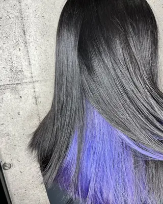 ロング カラー SLIME Seiのヘアスタイル