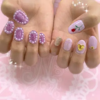 ネイル 五十嵐 美智のネイルデザイン