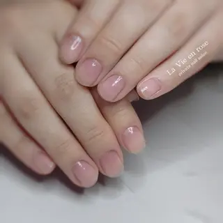 ネイル ラヴィアン ローズのネイルデザイン