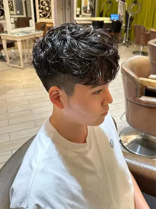 パーマ メンズ メンズパーマ特化🔥 ツイスパ/シャドウのヘアスタイル
