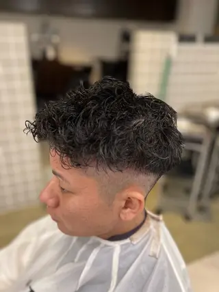 ショート カラー パーマ メンズ 韓国レイヤーカット /REIのヘアスタイル