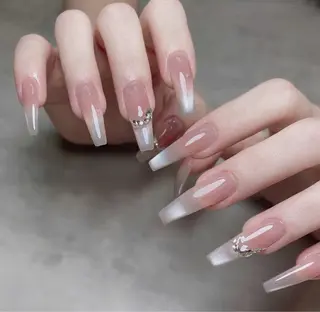 ネイル Tira Nailのネイルデザイン