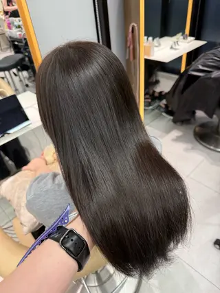 セミロング カラー shion 透明感カラーのヘアスタイル